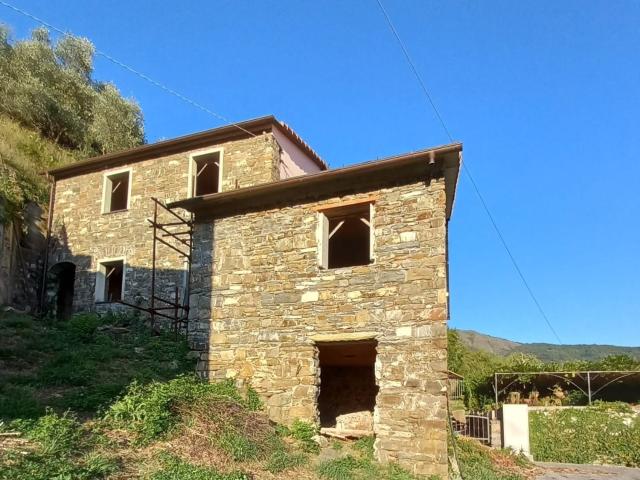 Rustico in vendita a Ne
