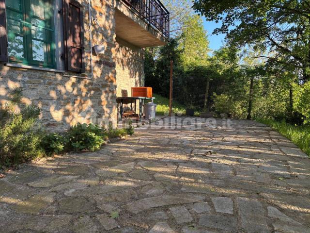 Villa Indipendente in affitto a Recesio, Bettola
