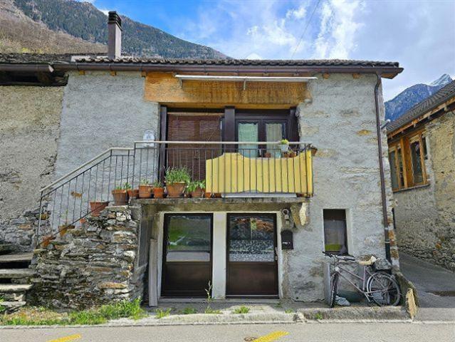 Einfamilienhaus kaufen in Serravalle, Tessin
