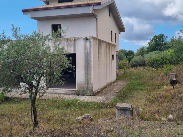 Rustico in vendita a Formia, Lazio