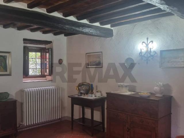 Villa Indipendente in affitto a Bucine, Toscana