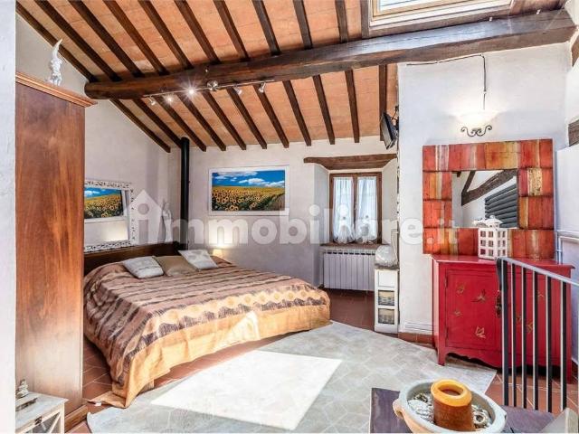 Villa Indipendente in affitto a Izzalini, Umbria