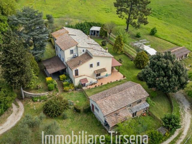 Rustico in vendita a Sferracavallo, Orvieto