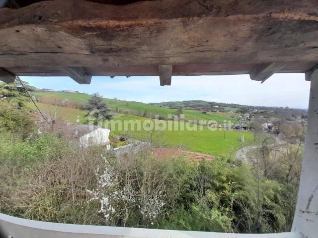 Villa Indipendente in affitto a Piozzano, Reggio Emilia