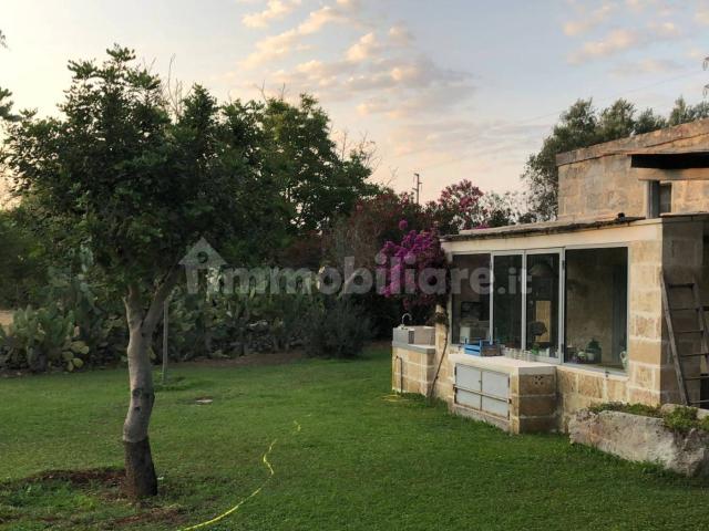 Villa Indipendente in affitto a Castro Marina, Puglia
