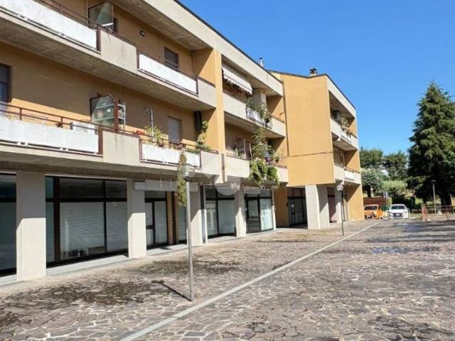 Villa Indipendente in affitto a Primavera, Roma Capitale