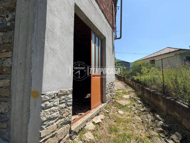 Villa Indipendente in affitto a Unione Montana Alpi Graie, Piemonte