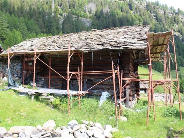 Zweifamilienhaus kaufen in Sta. Maria, Graubünden