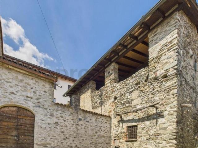 Haus mieten in Taverne, Tessin