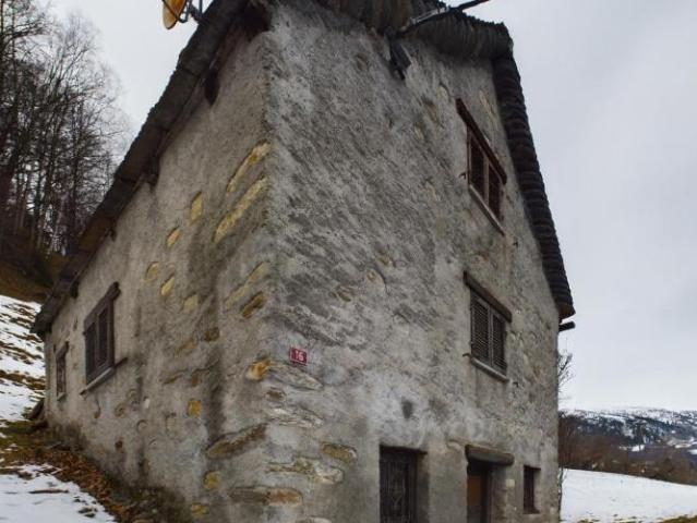 Haus kaufen in Acquarossa, Tessin