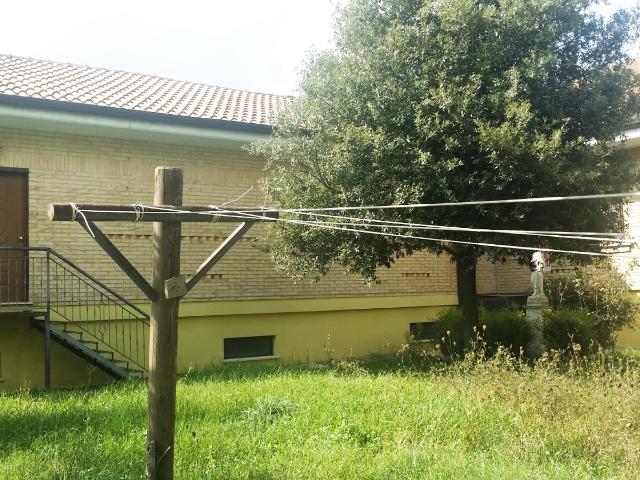 Rustico in vendita a San Lazzaro, Isernia