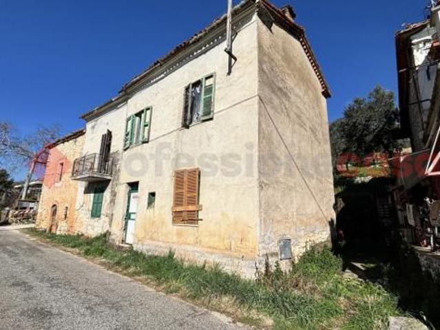 Box in vendita a Alatri, Lazio