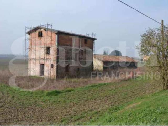 Box in vendita a Cavarzere, Veneto