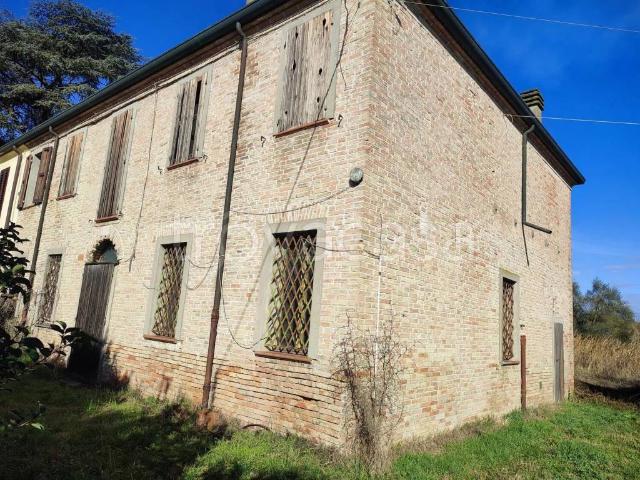 Rustico in vendita a Unione dei comuni della Bassa Romagna, Bagnacavallo