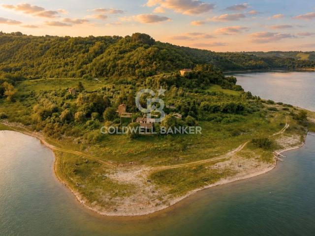Casa in vendita a Baschi, Umbria