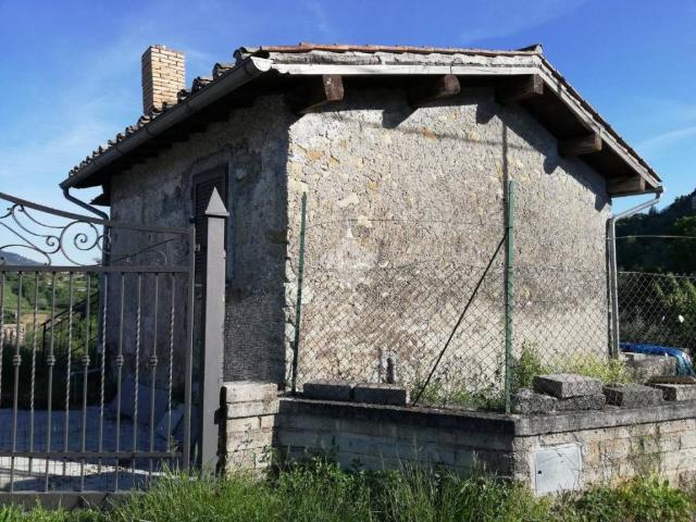 Rustico in vendita a Bellegra, Roma Capitale