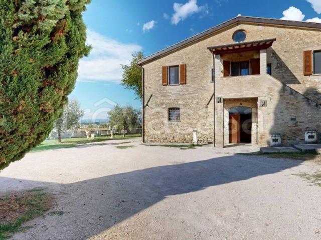 Rustico in vendita a Cantalupo, Bevagna
