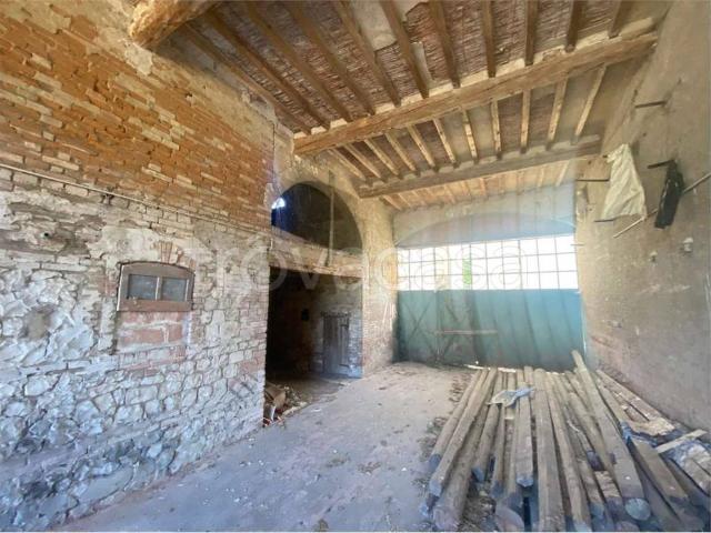 Rustico in vendita a Val d’Enza, Re