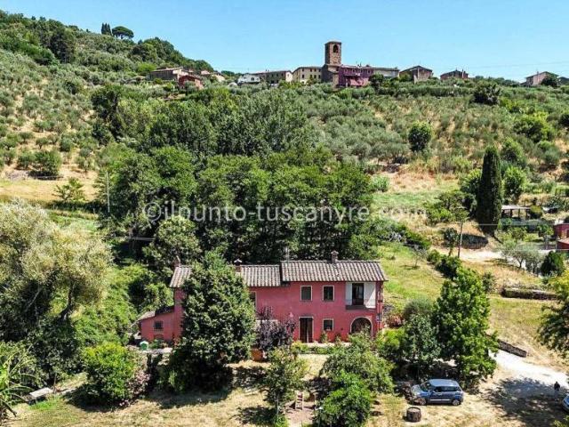 Rustico in vendita a Buggiano, Toscana