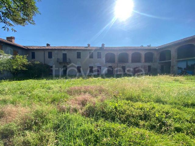 Rustico in vendita a Piemonte, Asti