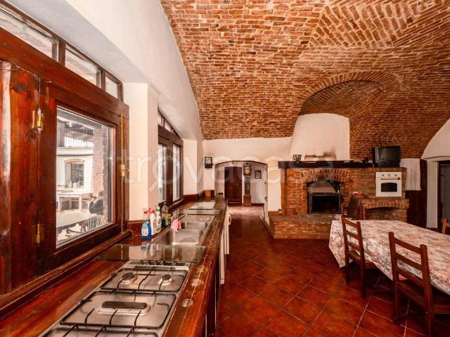 Rustico in vendita a Vallo Canavese, Caluso