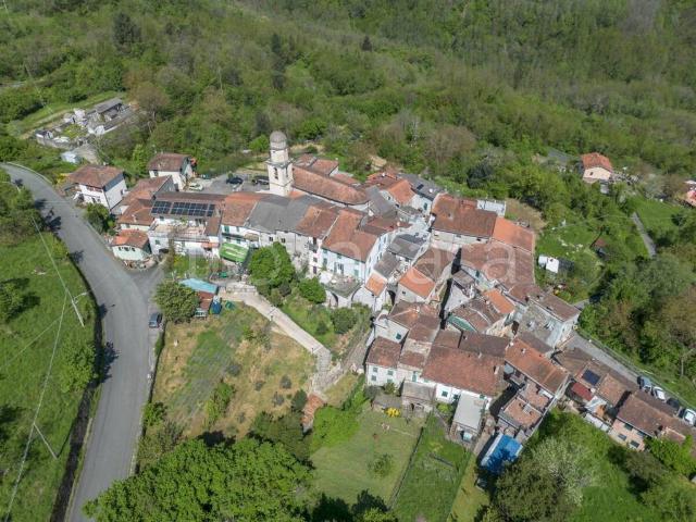 Rustico in vendita a Carro, Liguria