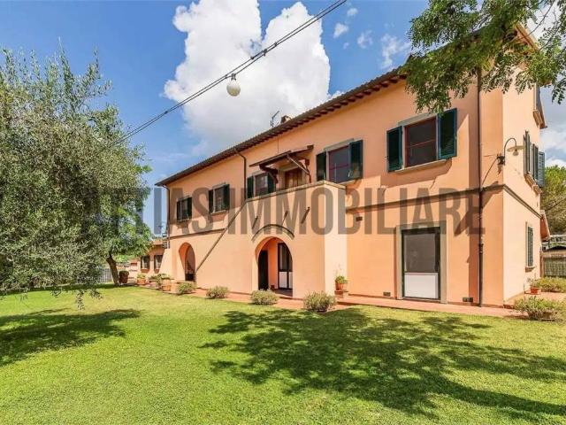 Rustico in vendita a Rosignano Marittimo, Toscana