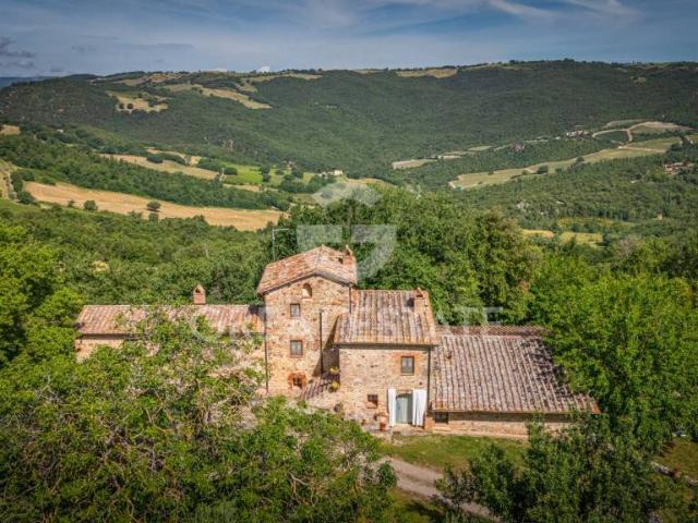 Rustico in vendita a Castiglione D'orcia, Toscana