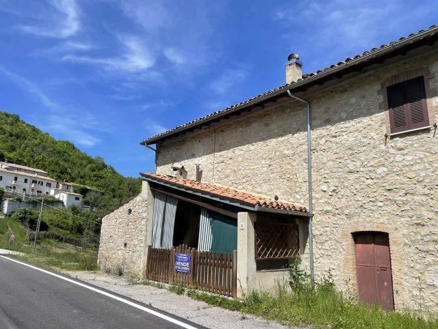 Rustico in vendita a Bugiano, Cerreto di Spoleto