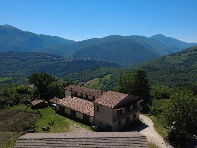 Rustico in vendita a Cerreto Di Spoleto, Umbria