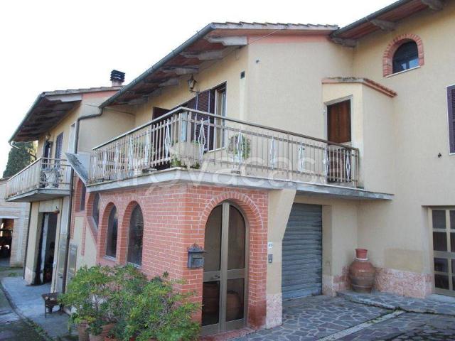 Rustico in vendita a Chiusi Città, Toscana