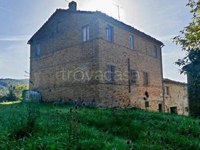 Rustico in vendita a Marche, Macerata
