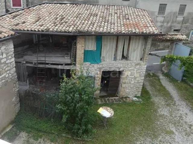 Rustico in vendita a Cison Di Valmarino, Veneto
