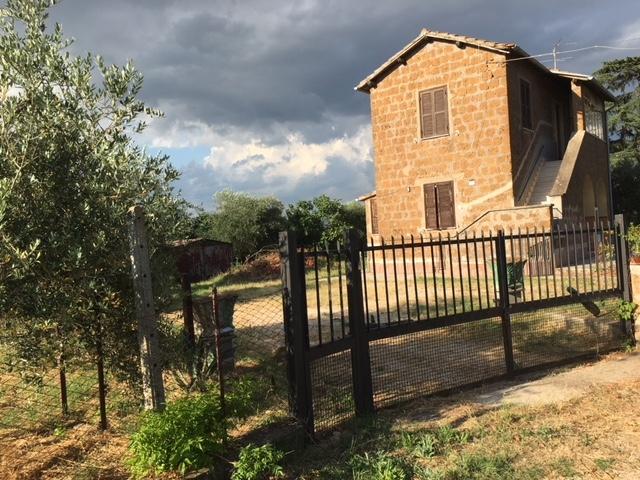 Rustico in vendita a Civita Castellana, Lazio
