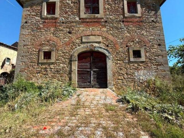 Rustico in vendita a Civitella in Val di Chiana, Toscana