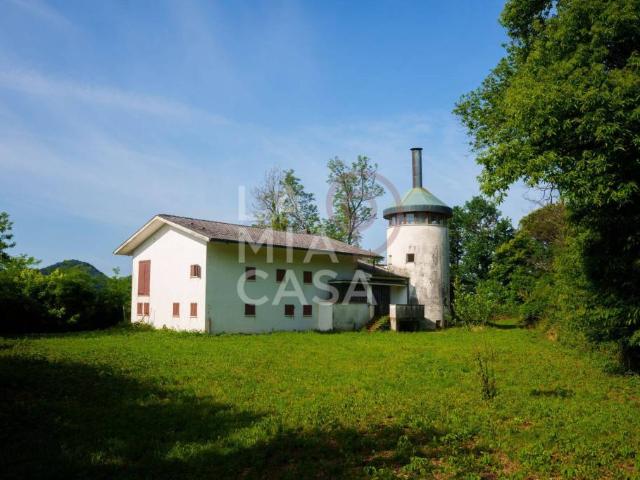 Villa Indipendente in vendita a Follina, Veneto