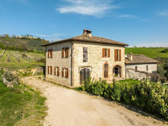 Casa in vendita a Collazzone, Umbria