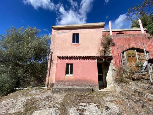 Rustico in vendita a Castelmola, Messina