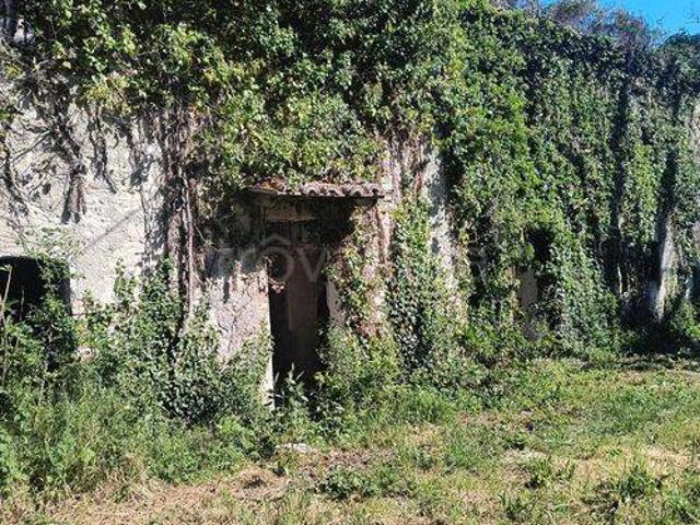 Rustico in vendita a Corciano, Perugia