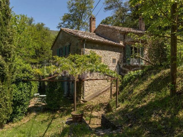 Rustico in vendita a Cortona, Toscana