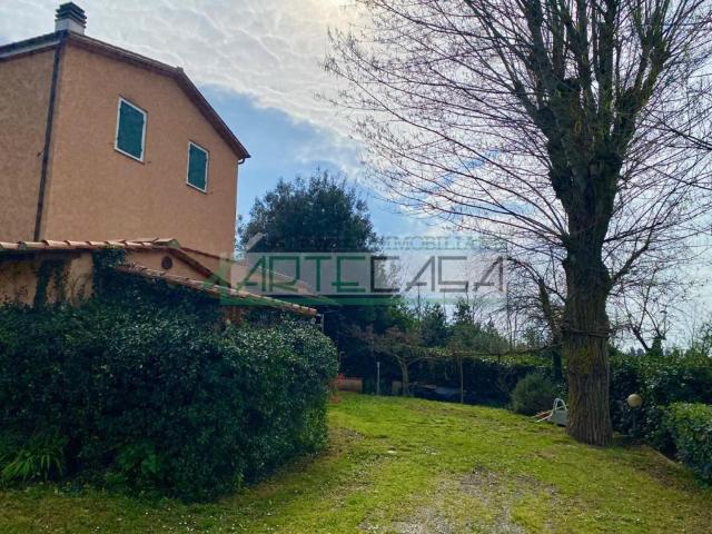 Rustico in vendita a Crespina Lorenzana, Crespina