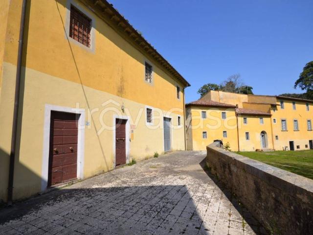 Rustico in vendita a Crespina Lorenzana, Crespina