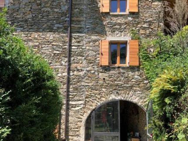 Rustico in vendita a Dervio, Lombardia
