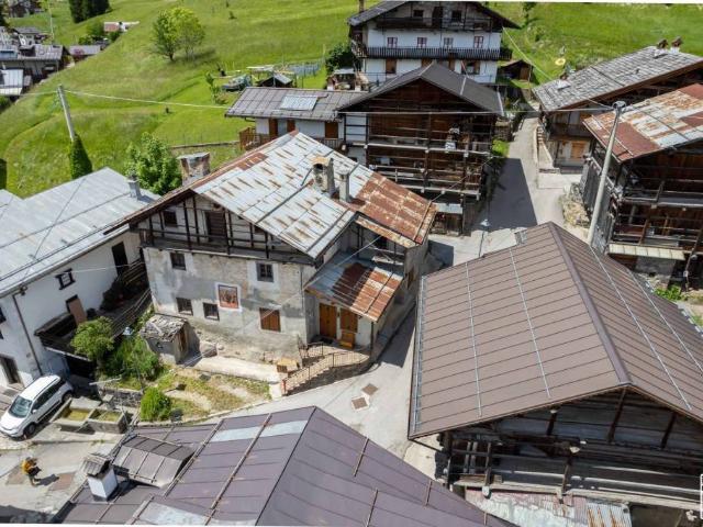 Rustico in vendita a Falcade, Veneto