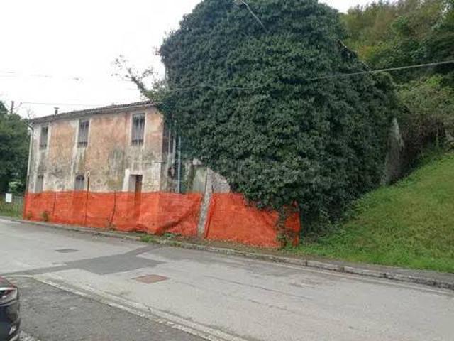 Rustico in vendita a Arcugnano, Veneto