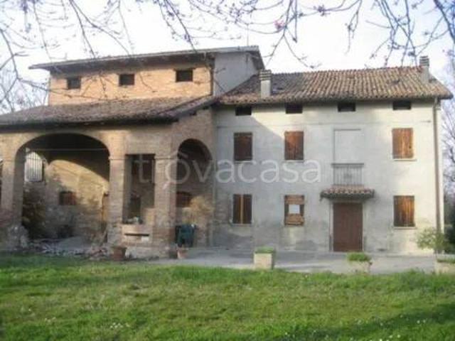 Rustico in vendita a Unione dei comuni del Distretto Ceramico, Formigine