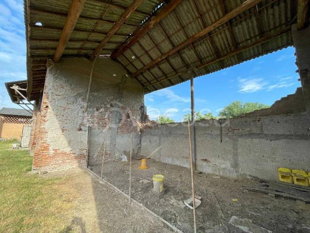 Rustico in vendita a Genivolta, Lombardia