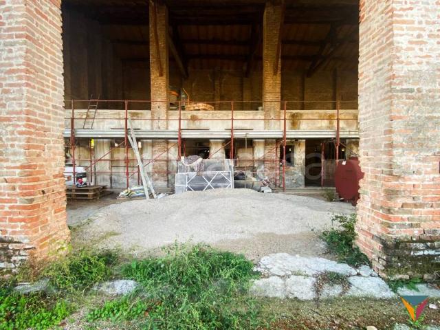 Rustico in vendita a Marsiletti, Goito