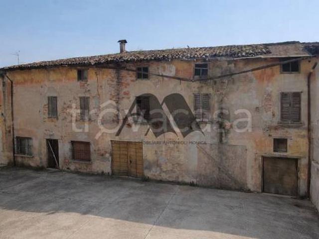 Rustico in vendita a Gottolengo, Brescia