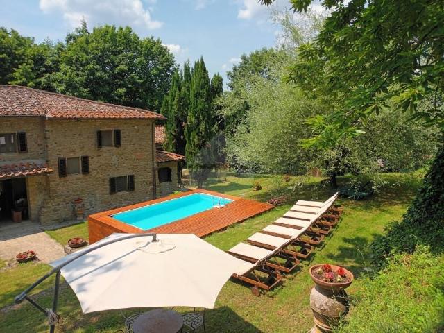 Rustico in vendita a Greve in Chianti, Firenze